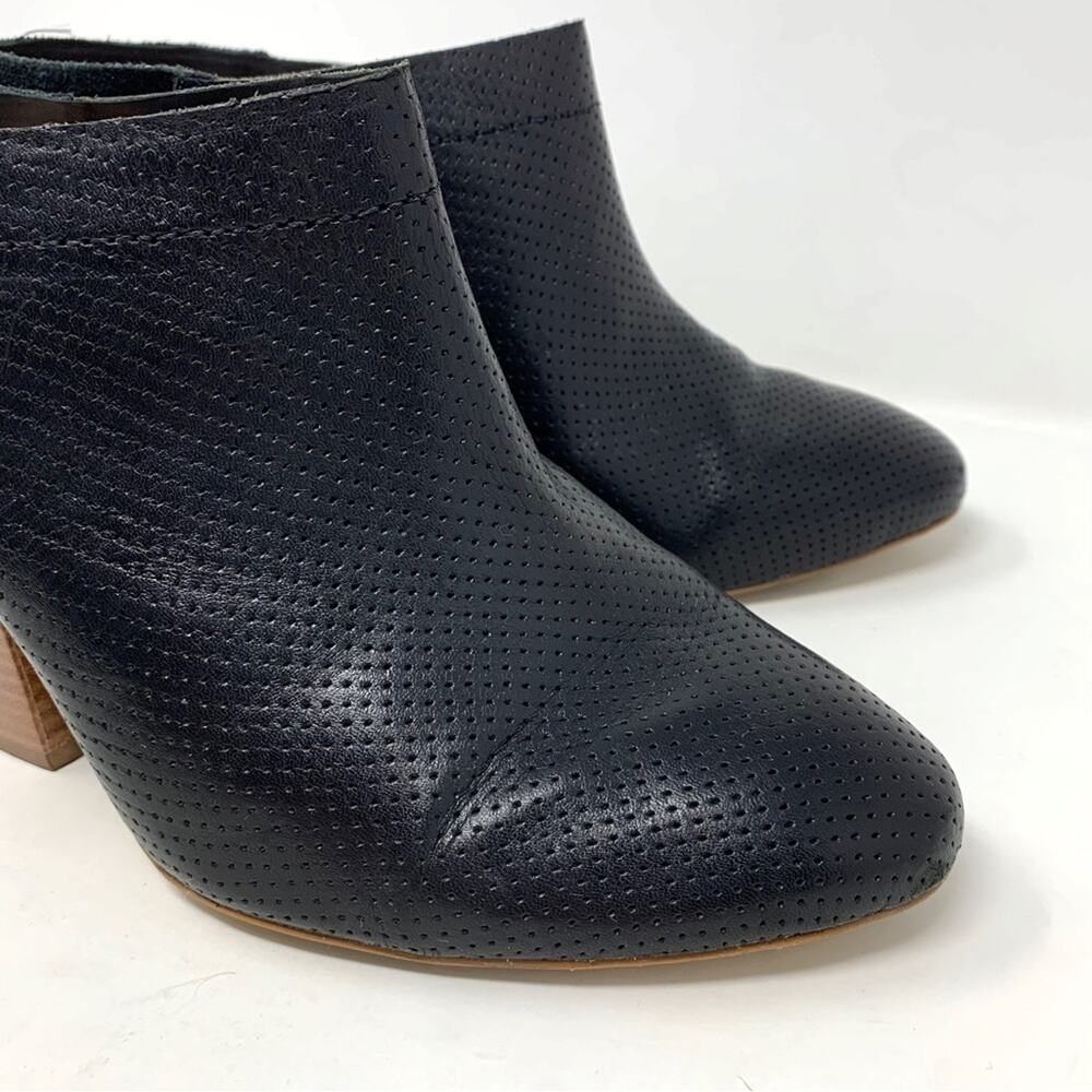 Anthropologie Miss Albright Black Leather Slip On Ankle Booties Size 7 - Picture 4 of 9